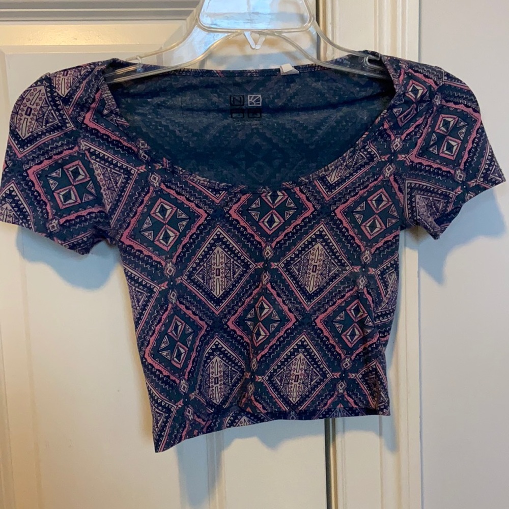 Cropped top